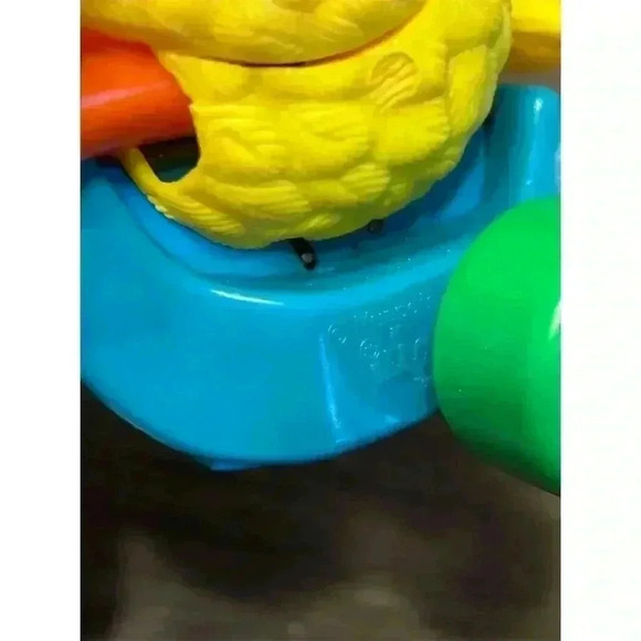 Vintage 1980’s Sesame Street Big Bird Wind-Up Tricycle Toy by Illco Toys - Picture 5 of 6